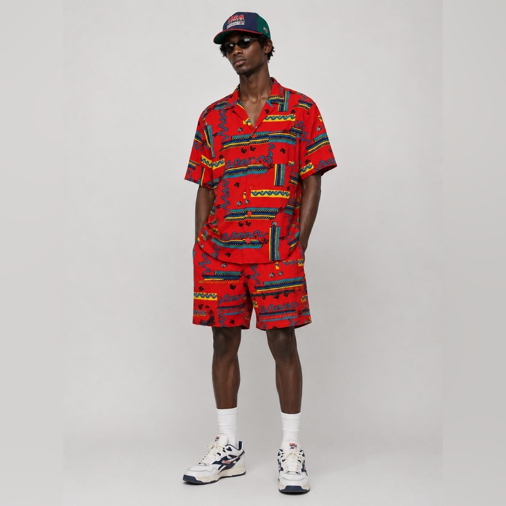 VINTAGE Beach Boys - Cotton Shirt with a vibrant abstract geometric print